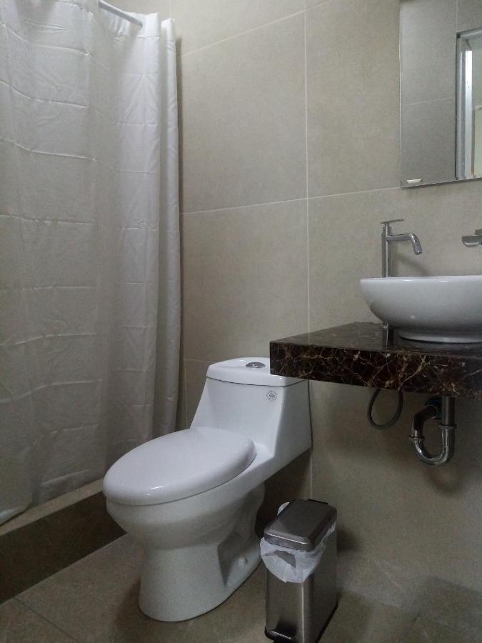 Hostel Willys House باراكاس المظهر الخارجي الصورة