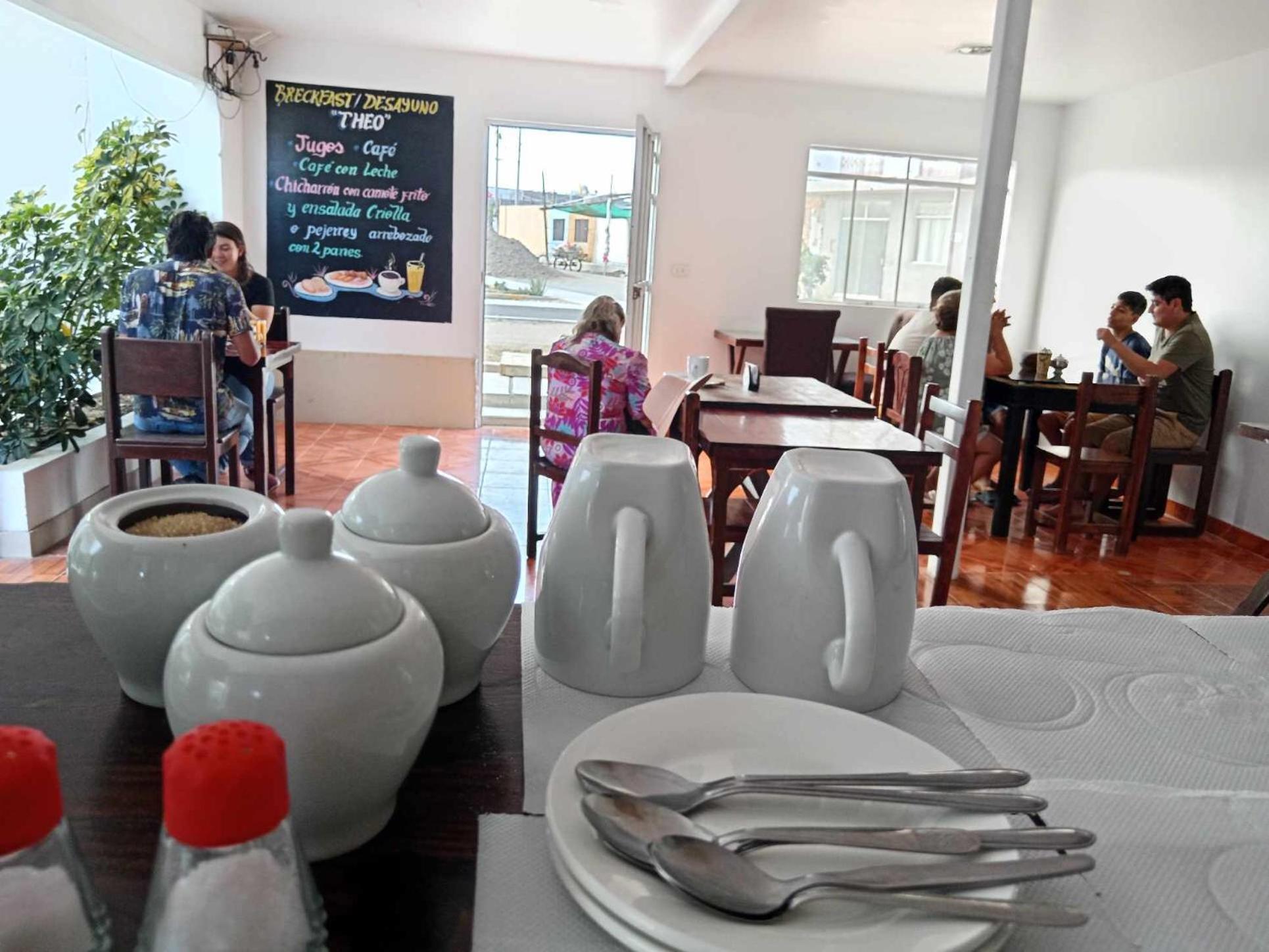 Hostel Willys House باراكاس المظهر الخارجي الصورة