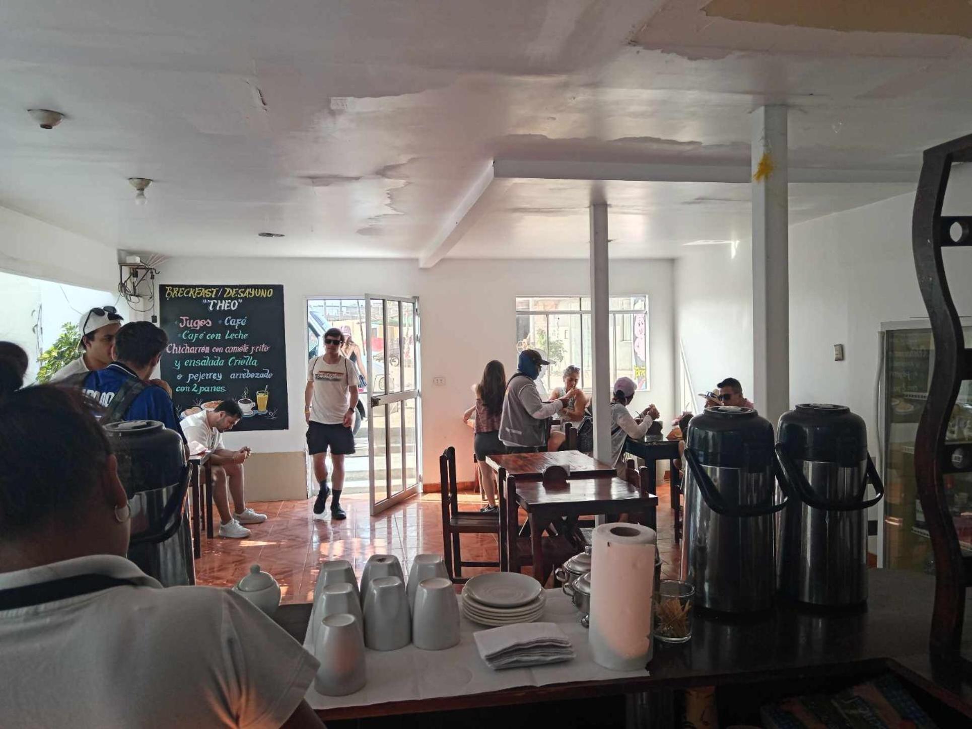 Hostel Willys House باراكاس المظهر الخارجي الصورة