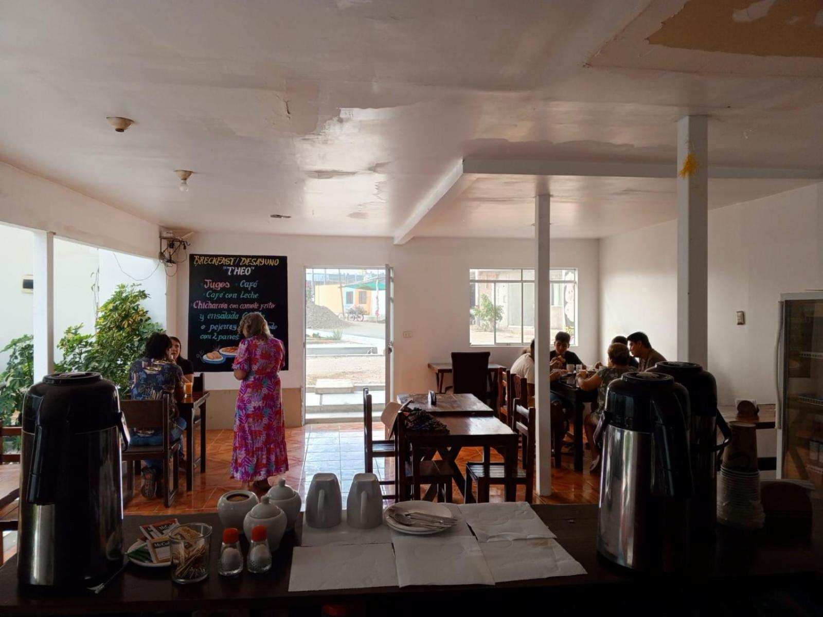 Hostel Willys House باراكاس المظهر الخارجي الصورة