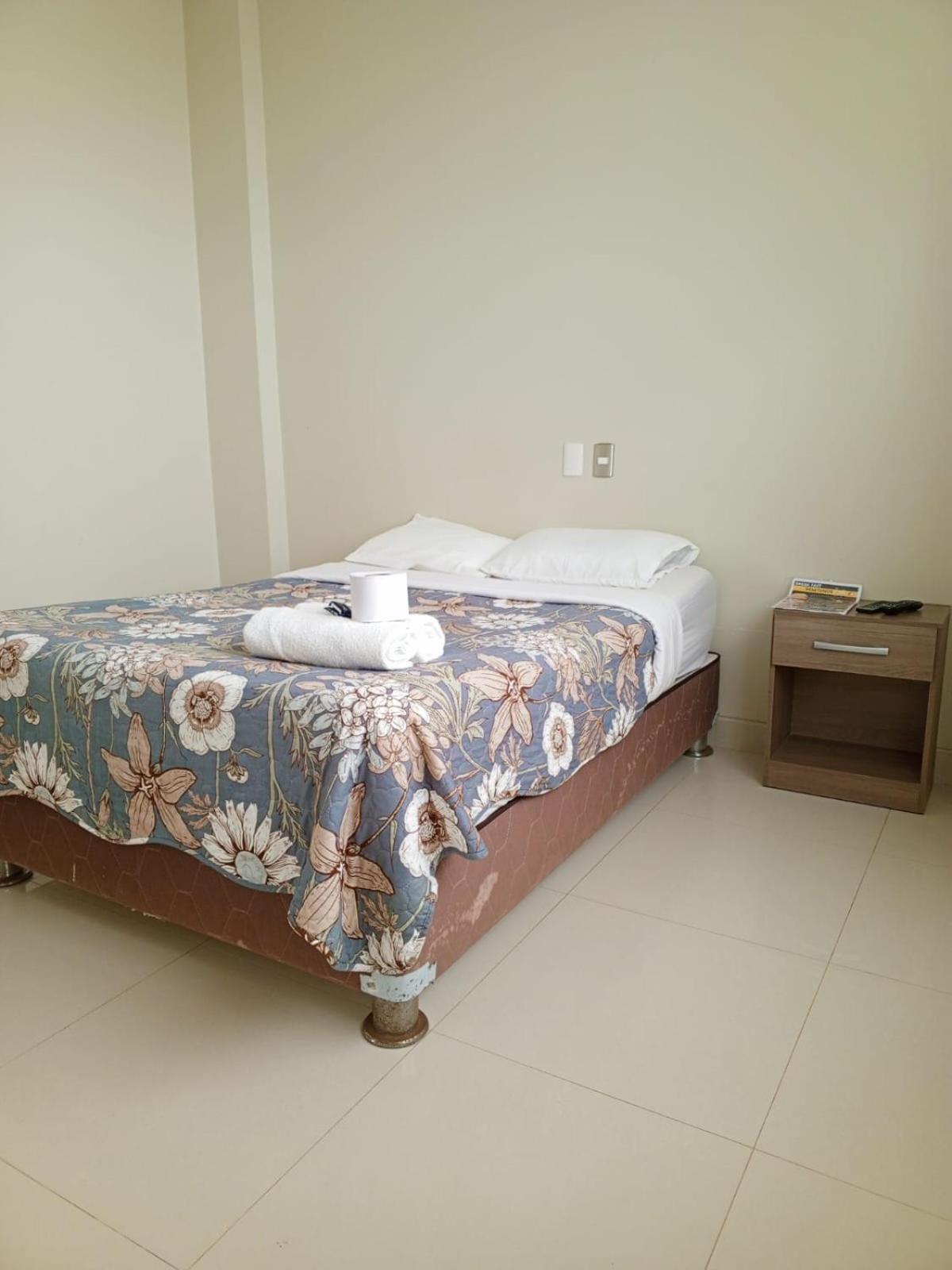 Hostel Willys House باراكاس المظهر الخارجي الصورة