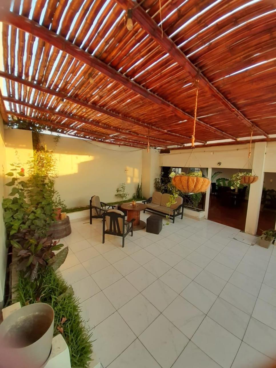 Hostel Willys House باراكاس المظهر الخارجي الصورة
