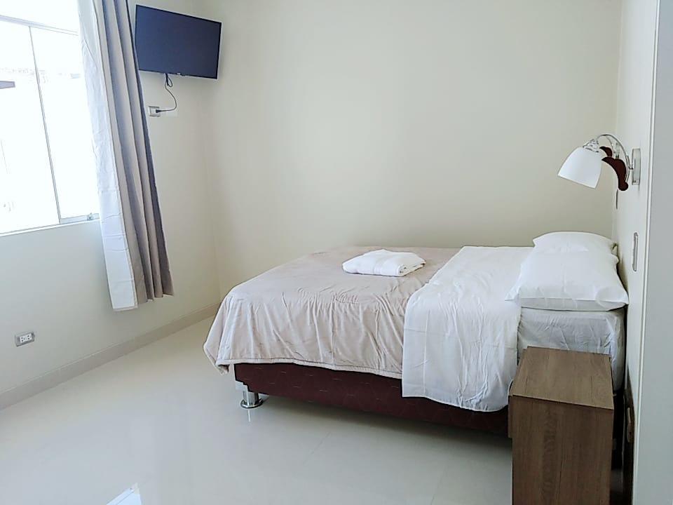 Hostel Willys House باراكاس المظهر الخارجي الصورة